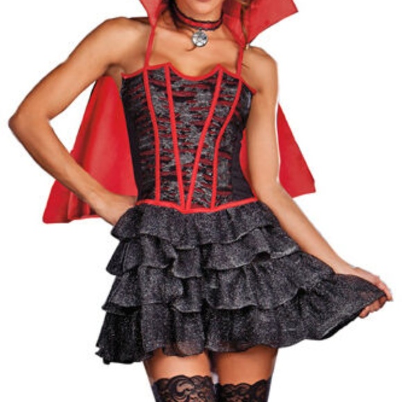 Dreamgirl Lady is A Vamp Costume - Picture 2 of 3